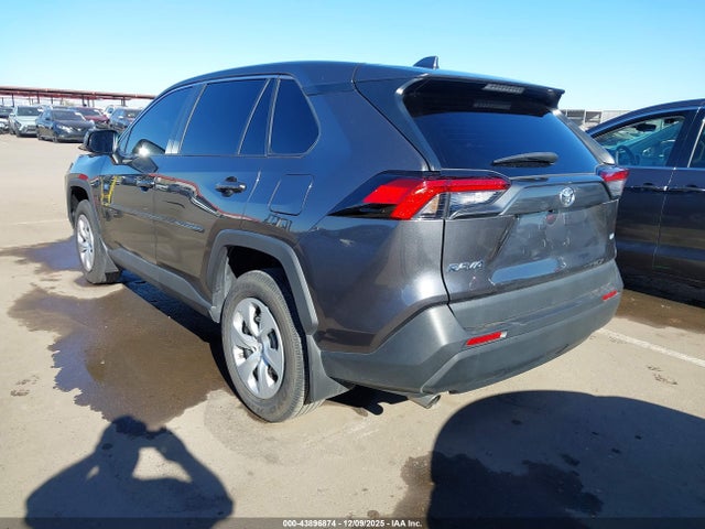 Toyota RAV4 LE 2023 2T3H1RFV8PC237043 Image 3