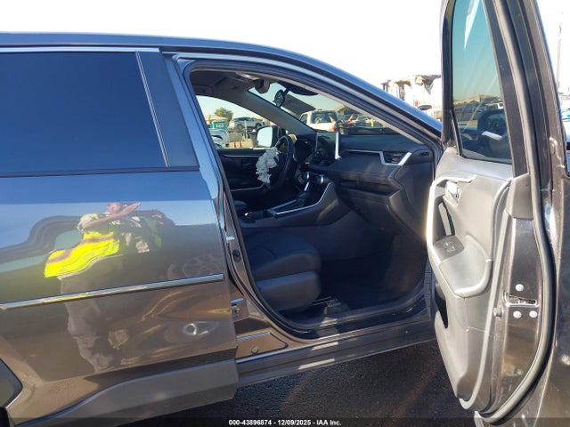 Toyota RAV4 LE 2023 2T3H1RFV8PC237043 Image 5