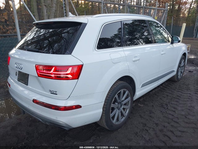 2018 AUDI Q7 WA1LAAF71JD042993 Photo 3