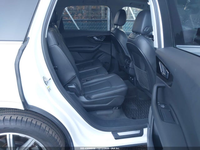 2018 AUDI Q7 WA1LAAF71JD042993 Photo 7