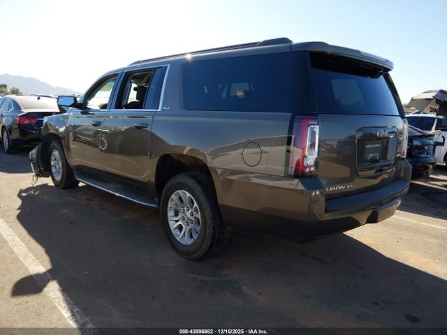 2016 GMC YUKON XL 1GKS2FEC1GR255212 Photo 2