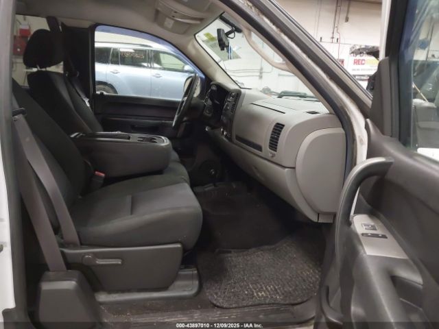 2011 GMC SIERRA 1500 1GTR2UEA0BZ122740 Photo 4