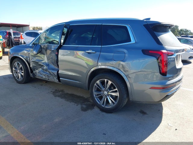 2022 CADILLAC XT6 1GYKPFRS5NZ105593 Photo 2