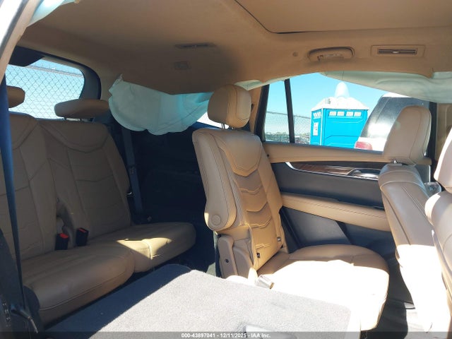 2022 CADILLAC XT6 1GYKPFRS5NZ105593 Photo 7