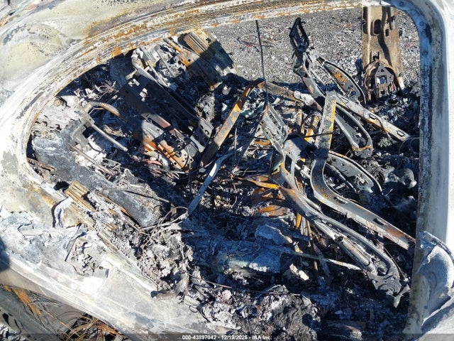 2015 MERCEDES-BENZ S 550 WDDUG8FB3FA122459 Photo 7