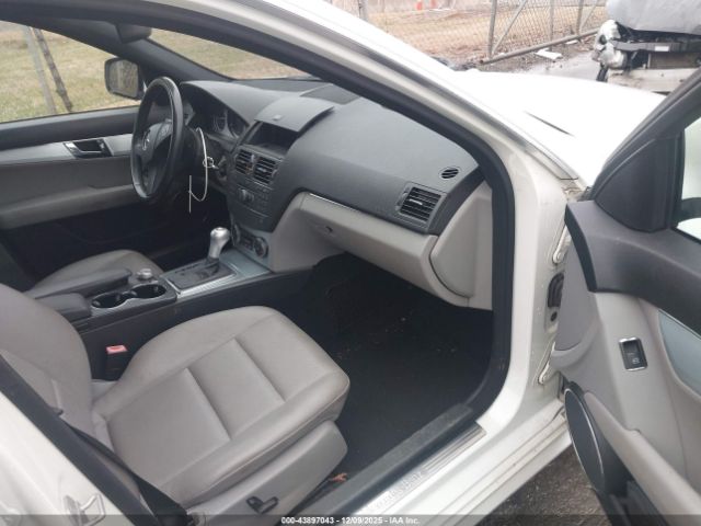 2008 MERCEDES-BENZ C 300 WDDGF54X88F129409 Photo 4