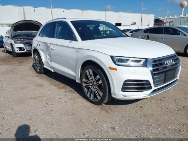 2018 AUDI SQ5 WA1C4AFY8J2231975