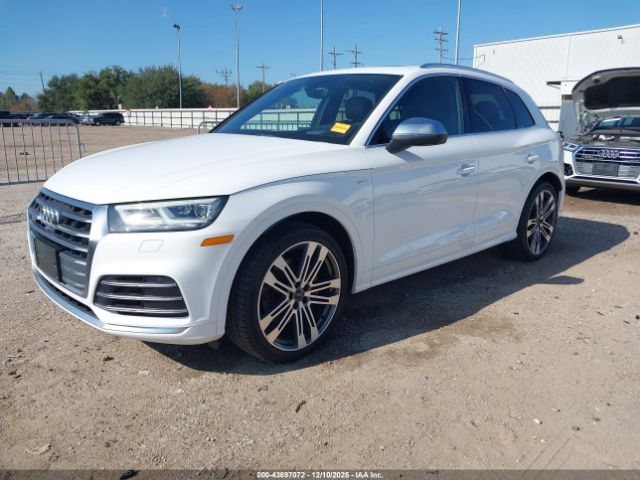 2018 AUDI SQ5 WA1C4AFY8J2231975 Photo 1