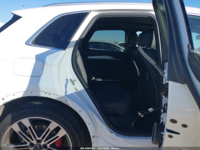 2018 AUDI SQ5 WA1C4AFY8J2231975 Photo 7