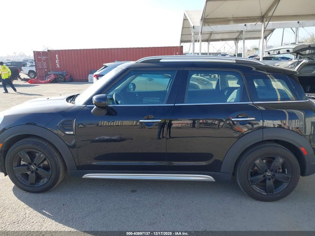 Mini Countryman Cooper 2022 WMZ23BR07N3N86782 Image 14