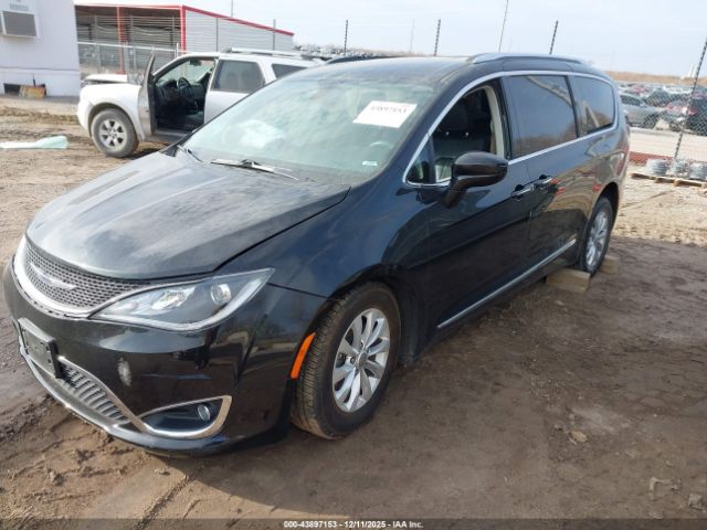 2018 CHRYSLER PACIFICA 2C4RC1BG9JR278952 Photo 1