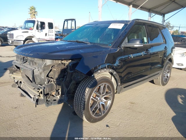 1FM5K8GT8HGD55303 Ford EXPLORER SPORT