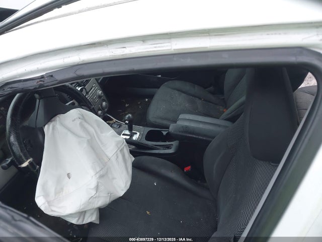 2012 MITSUBISHI GALANT 4A32B2FF7CE011561 Photo 4