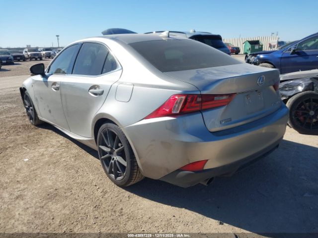 2016 LEXUS IS 200T JTHBA1D29G5036451 Photo 2