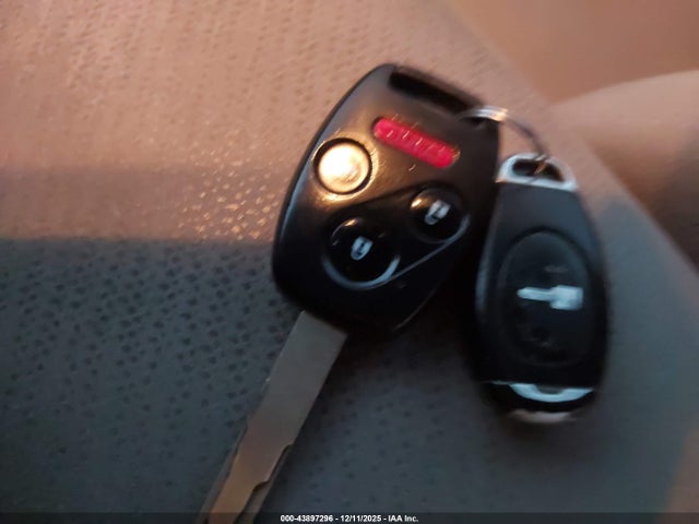 Продажа на аукционе авто 2013 Honda Civic Ex, vin: 19XFB2F83DE265828, номер лота: 43897296