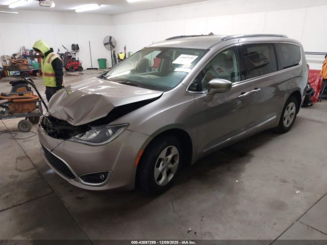 2017 CHRYSLER PACIFICA 2C4RC1EG9HR721378 Photo 1