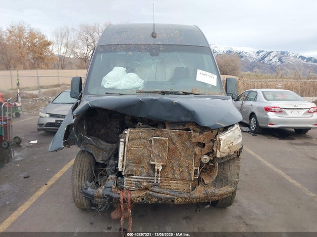 WD4PF1CD8KP140248 Mercedes-Benz Sprinter 2500 High Roof V6