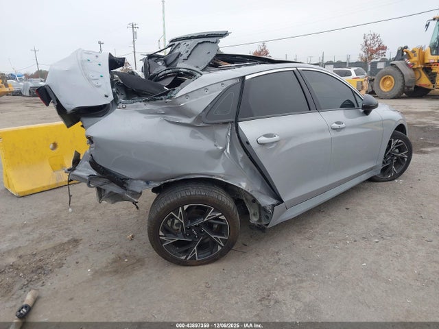 KNAG64J73S5285165 KIA K5 Gt-line