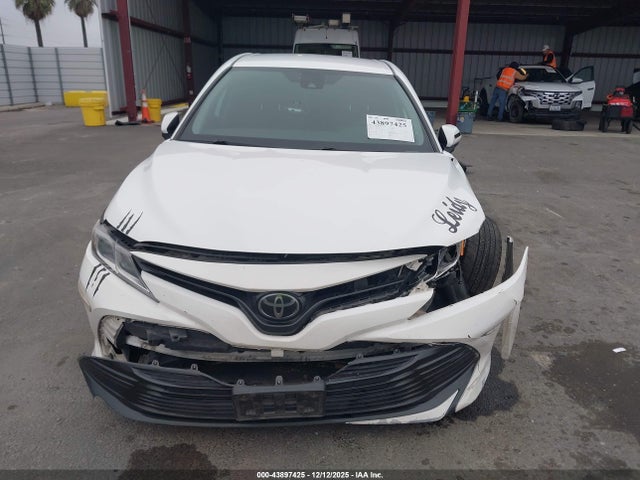 Toyota CAMRY LE 2020 4T1C11AK7LU348791 Image 12