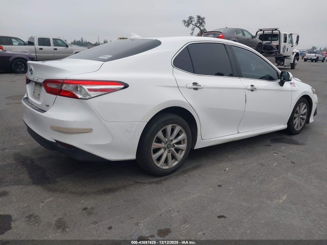 Toyota CAMRY LE 2020 4T1C11AK7LU348791 Image 4