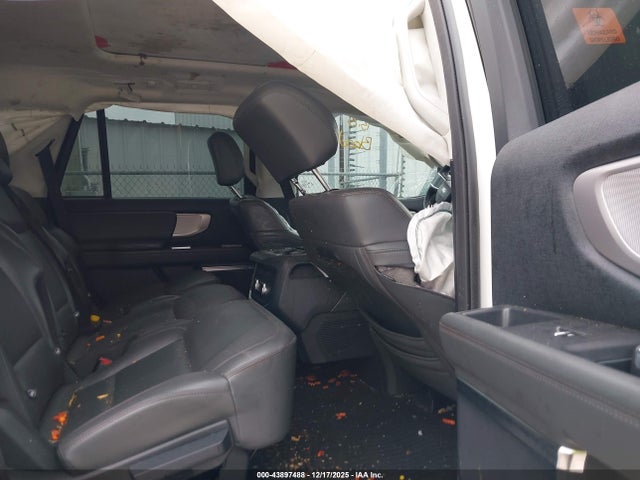 1FMJU1H81SEA04200 Ford Expedition Active