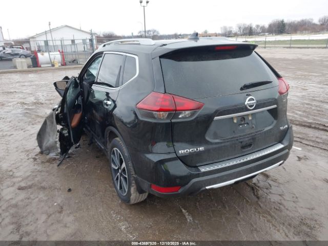 2019 NISSAN ROGUE 5N1AT2MV6KC716234 Photo 2