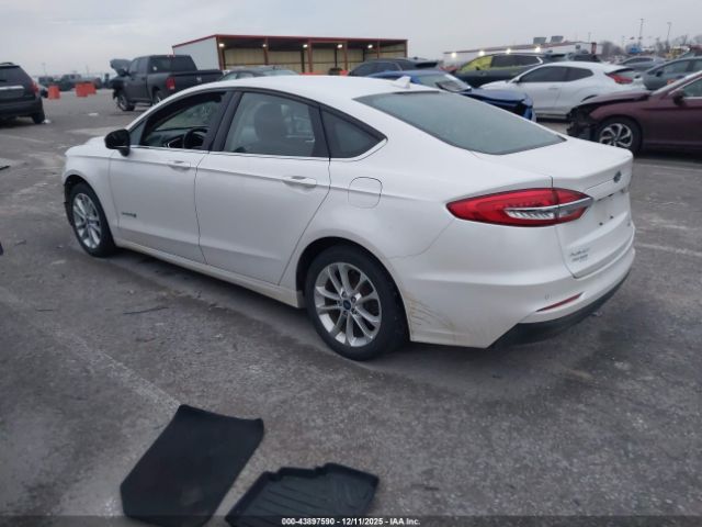 2019 FORD FUSION HYBRID 3FA6P0LU6KR153561 Photo 2