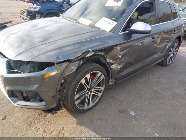 2018 AUDI SQ5 WA1C4AFY8J2131665 Photo 5