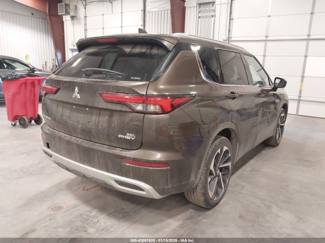 2024 MITSUBISHI OUTLANDER PHEV JA4T5WA91RZ066204 Photo 3