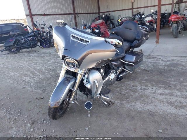 2014 HARLEY-DAVIDSON FLHTK 1HD1KEL18EB651967