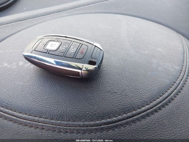 2019 LINCOLN MKC 5LMCJ3D91KUL00302 Photo 10