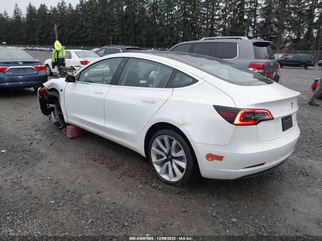 2020 TESLA MODEL 3 5YJ3E1EB3LF640563 Photo 2