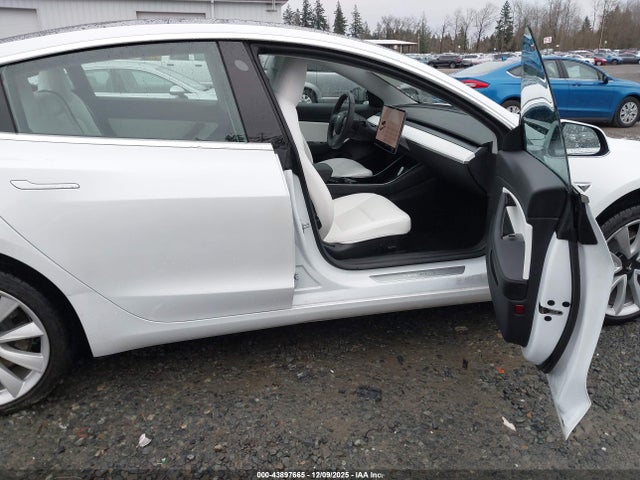 2020 TESLA MODEL 3 5YJ3E1EB3LF640563 Photo 4