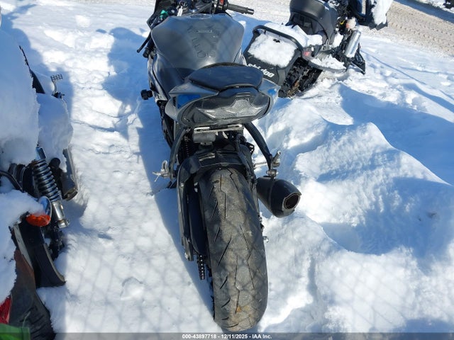 JKBZXJJ19SA026034 Kawasaki Zx636 K