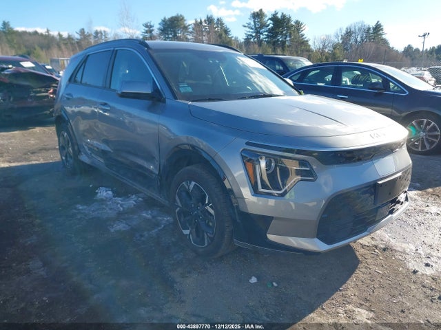 2023 KIA NIRO EV KNDCR3L17P5039707