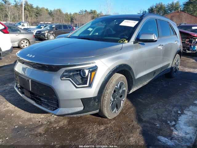 2023 KIA NIRO EV KNDCR3L17P5039707 Photo 1