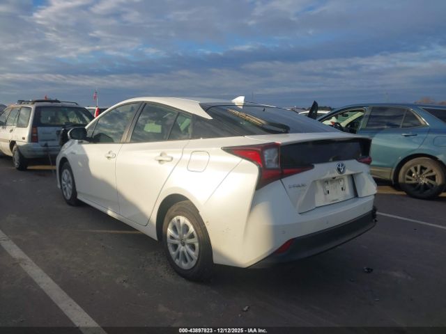 2019 TOYOTA PRIUS JTDKARFU3K3097443 Photo 2