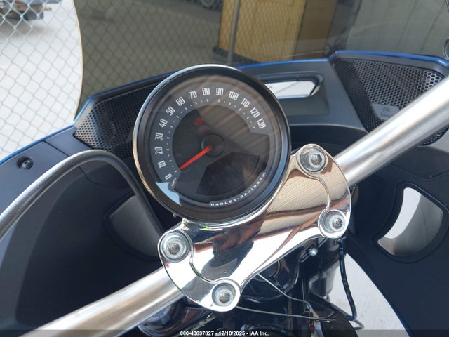 2025 HARLEY-DAVIDSON FXLRST 1HD1YXA14SB033439 Photo 6