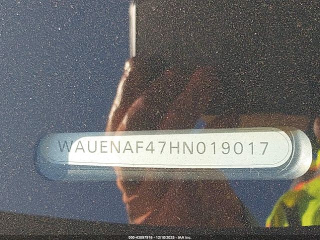 2017 AUDI A4 WAUENAF47HN019017 Photo 8