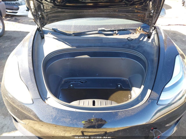 2018 TESLA MODEL 3 5YJ3E1EB9JF182394 Photo 9
