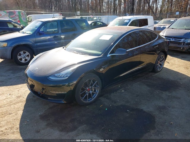 2018 TESLA MODEL 3 5YJ3E1EB9JF182394 Photo 1
