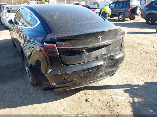 2018 TESLA MODEL 3 5YJ3E1EB9JF182394 Photo 5