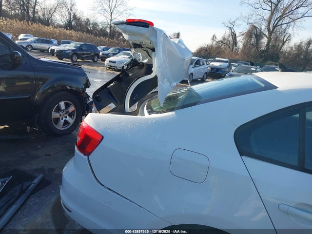 43897935 :رقم المزاد ، 3VW2K7AJ0FM224472 vin ، 2015 Volkswagen Jetta 2.0l S مزاد بيع