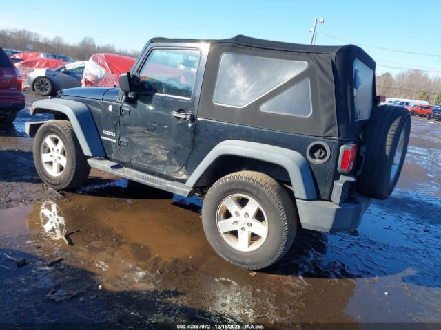 2013 JEEP WRANGLER 1C4AJWAG1DL563918 Photo 2