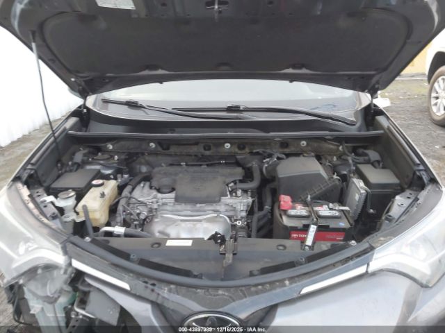 2018 TOYOTA RAV4 JTMBFREV0JJ243318 Photo 9