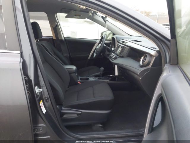 2018 TOYOTA RAV4 JTMBFREV0JJ243318 Photo 4