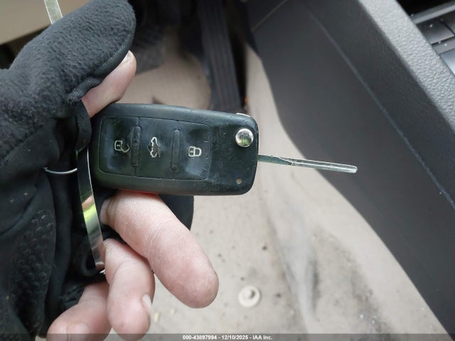 43897994 :رقم المزاد ، 3VWDX7AJ5DM289910 vin ، 2013 Volkswagen Jetta Se W/convenience مزاد بيع