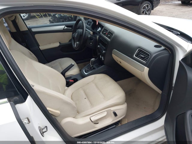 43897994 :رقم المزاد ، 3VWDX7AJ5DM289910 vin ، 2013 Volkswagen Jetta Se W/convenience مزاد بيع