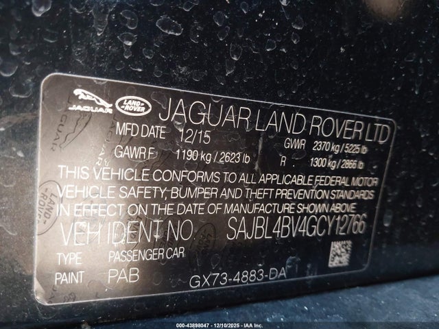 2016 JAGUAR XF SAJBL4BV4GCY12766 Photo 8