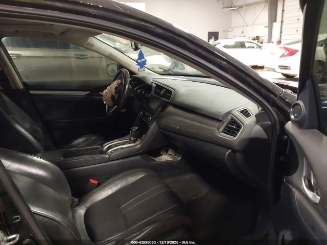 Продажа на аукционе авто 2017 Honda Civic Ex-l, vin: 19XFC1F72HE017235, номер лота: 43898053